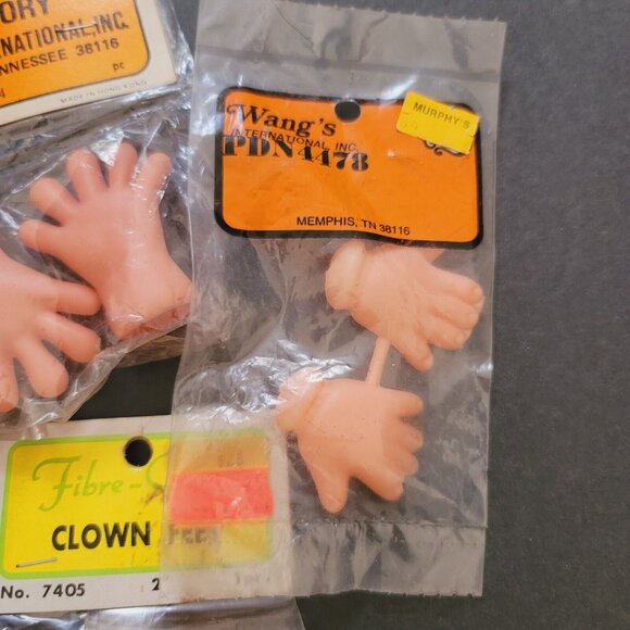 Vintage Halloween Plastic Clown Heads Faces Doll Face Hand Feet HOBO - Picture 6 of 12